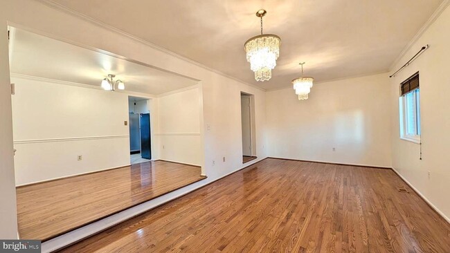 Building Photo - 7051 Leewood Forest Dr