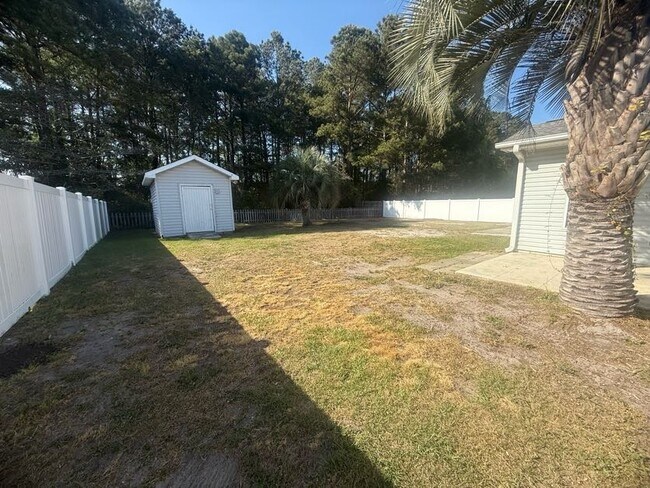 Building Photo - 1132 Lancelot Ln