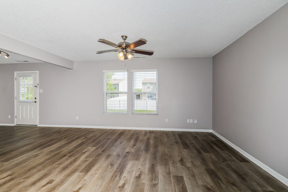 Building Photo - 708 Adagio Dr