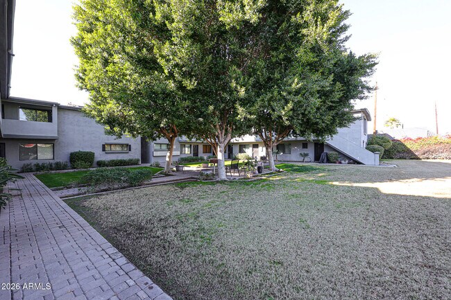 Building Photo - 4224 N 12th St
