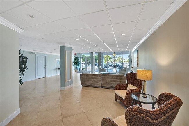 Building Photo - 1770 S Ocean Blvd