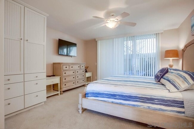 Building Photo - 190 Del Mar Shores Terrace