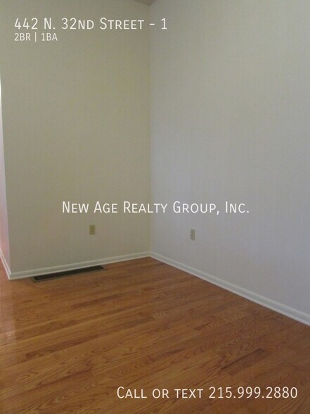 Building Photo - 442 N 32nd St