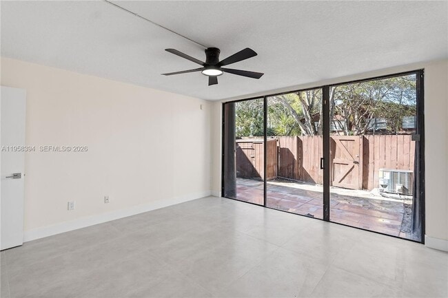 Building Photo - 6907 SW 115th Pl