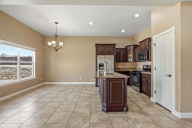 Building Photo - 3727 Grand Bahamas Dr