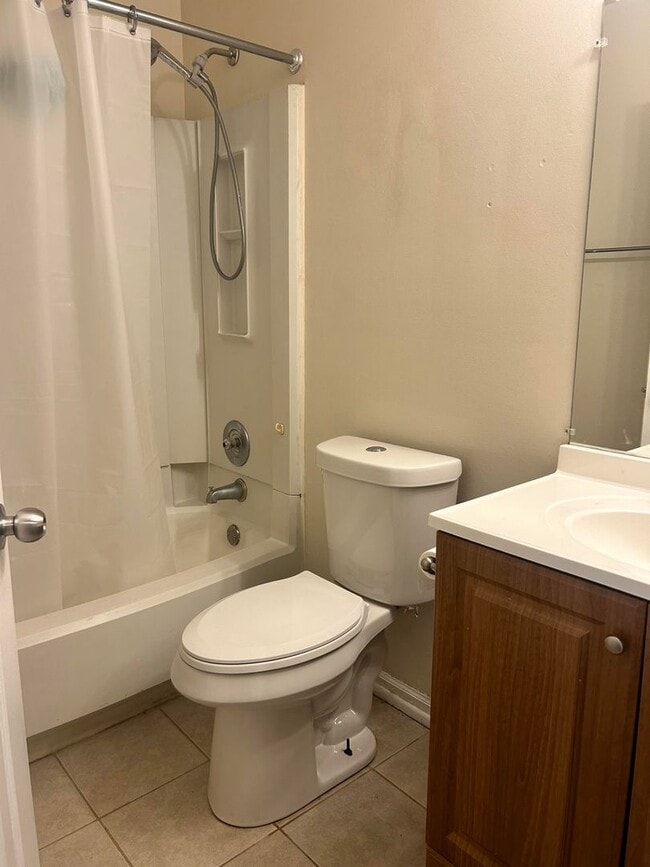 Building Photo - 5066 S Woodbridge Trail