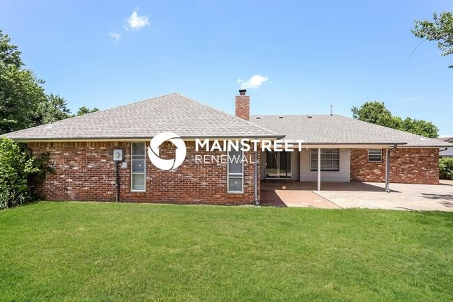 Building Photo - 4 Bedroom Pet-Friendly Home in Oklahoma City, OK with Main Street Renewal