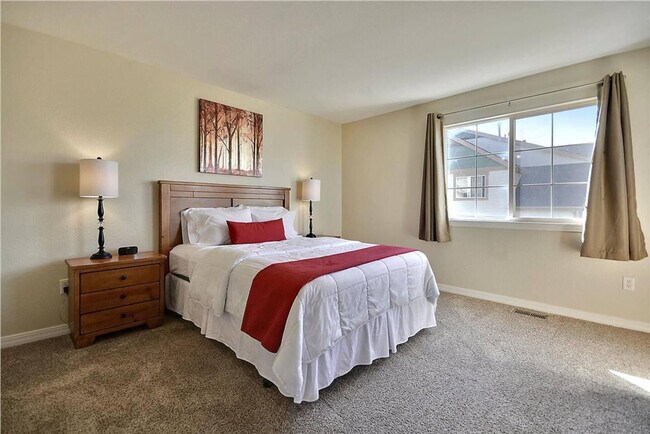 Building Photo - 23 Sage Creek Rd