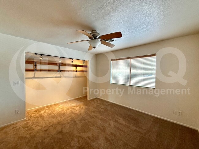 Building Photo - 4901 S Calle Los Cerros Dr