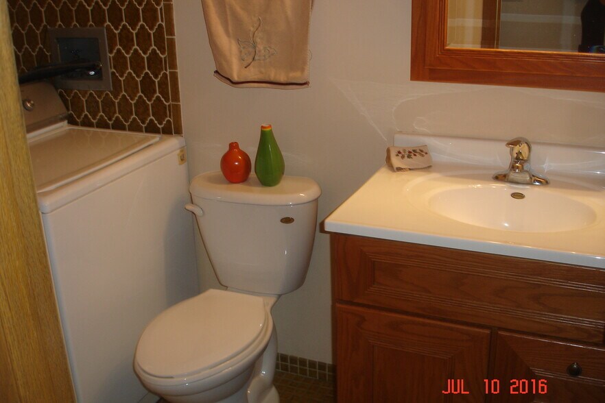 Building Photo - 80 S Pleasant Rd