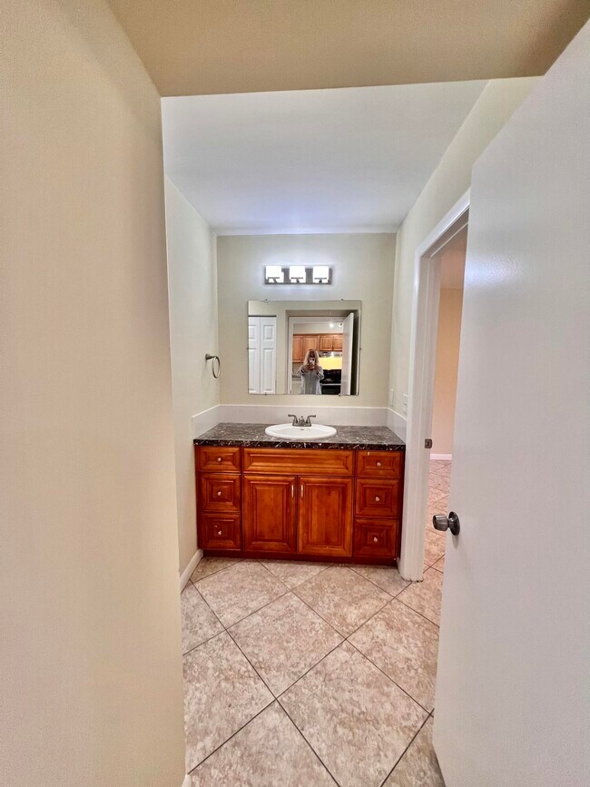 Building Photo - 4855 Via Palm Lakes