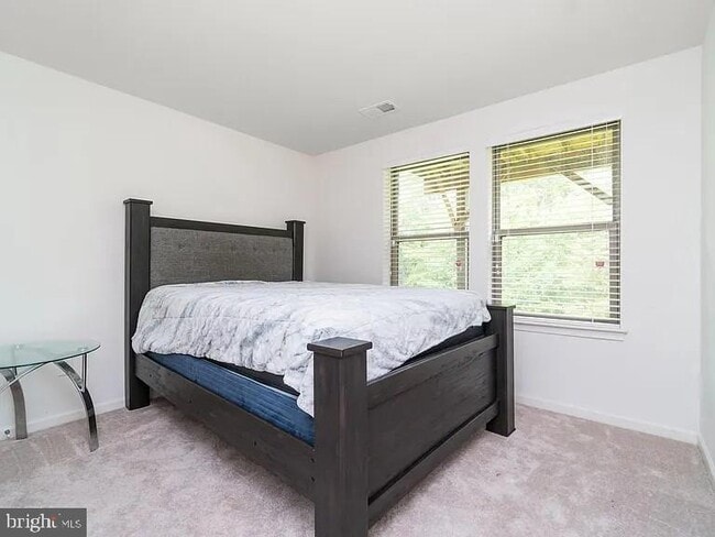 Building Photo - 3632 Chippendale Cir