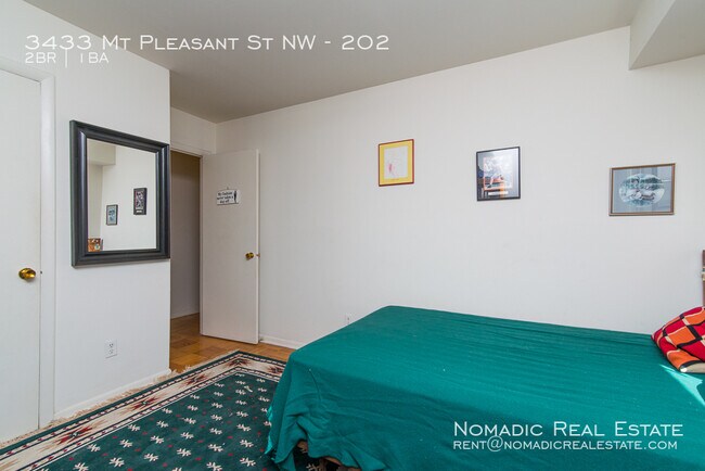 Building Photo - 3433 Mt Pleasant St NW