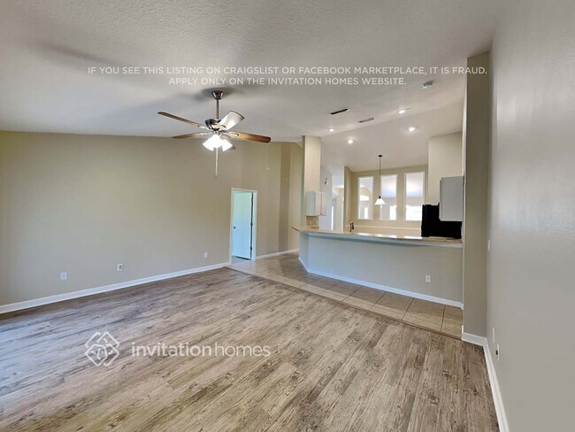 Building Photo - 245 Perfect Dr