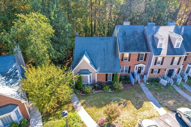 Building Photo - 6732 Queen Annes Dr