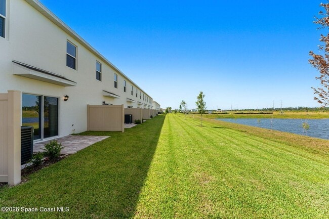 Building Photo - 9734 Venetian Sq