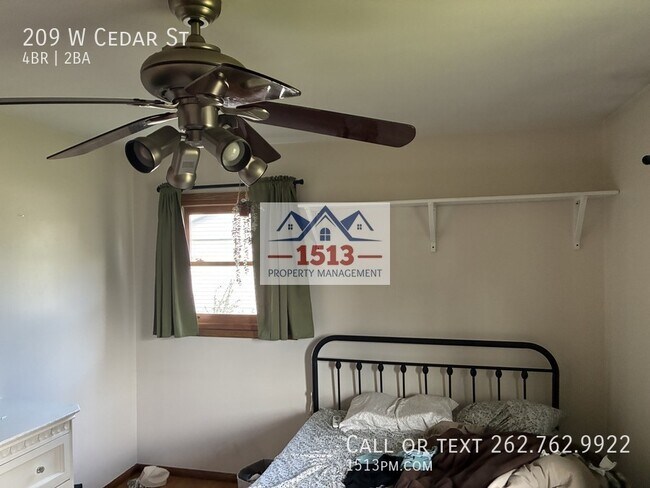 Building Photo - 209 W Cedar St