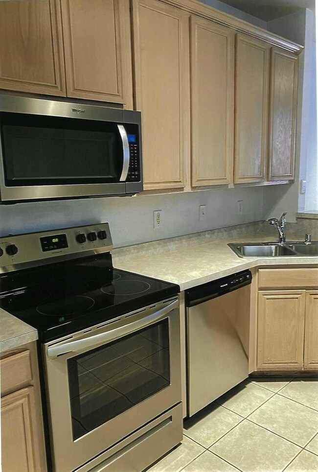 Building Photo - 8609 Hunters Trace Ln