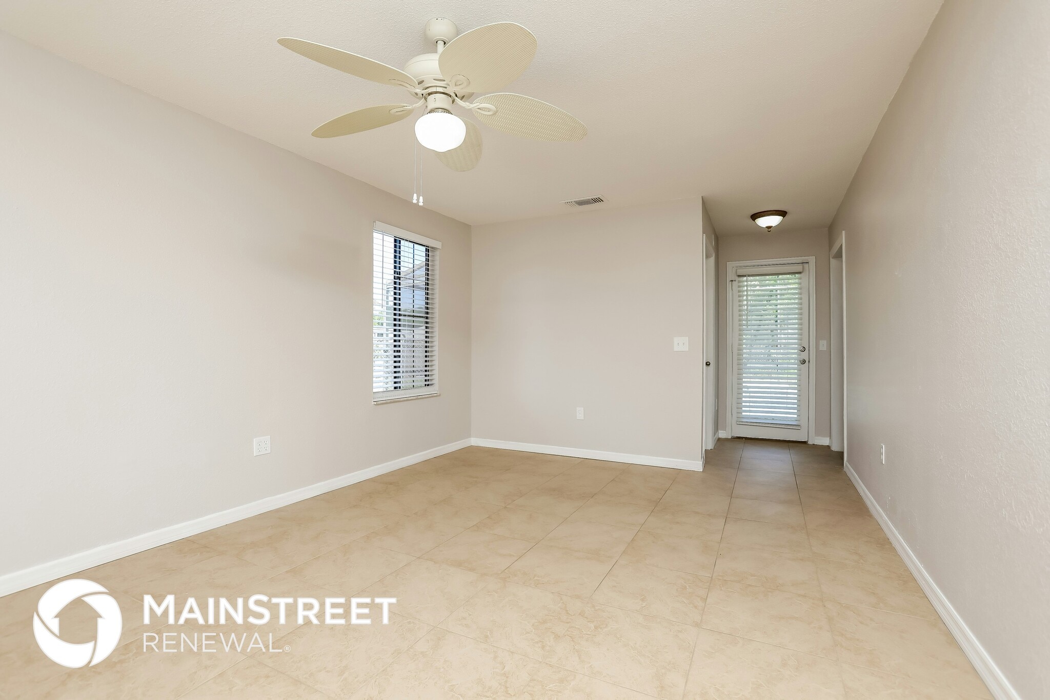 Building Photo - 1036 Aaron Dr