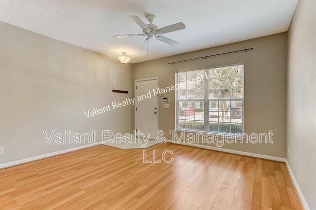Building Photo - 3532 Lone Tree Ln