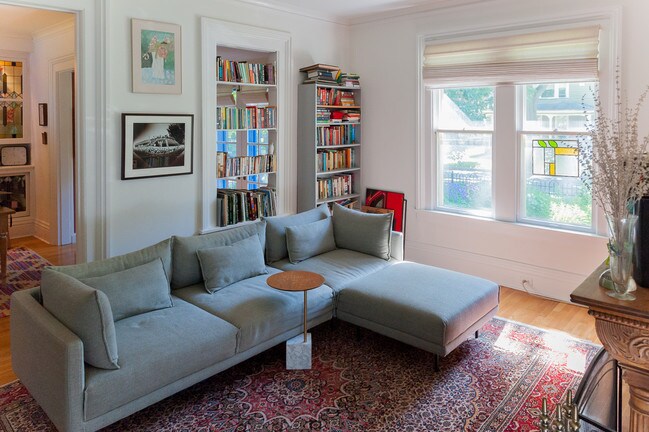 Building Photo - 63 Meigs St