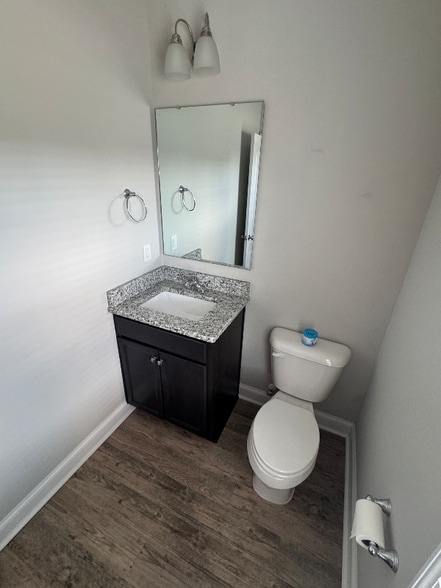 Building Photo - 888 Danish Dr