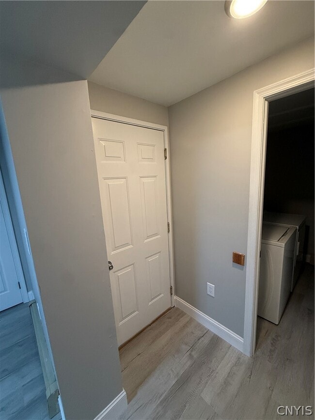 Building Photo - 22 Magnolia Rd