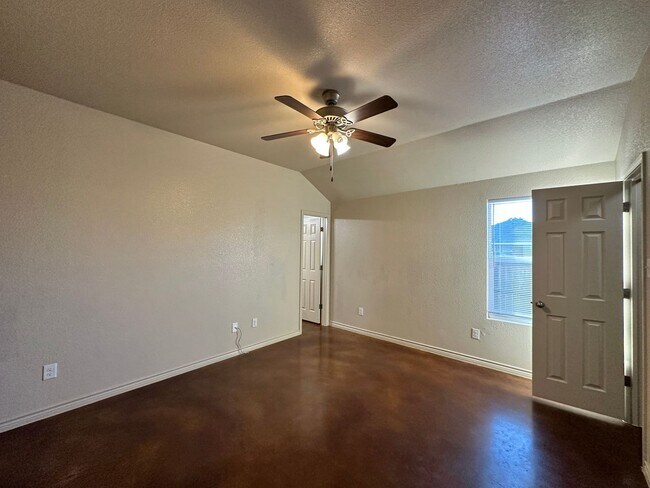 Building Photo - 1605 Powder River Dr