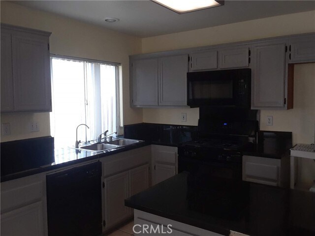 Building Photo - 828 Greenwich Ct