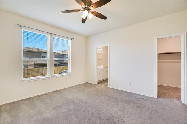 Building Photo - 216 The Duke Dr