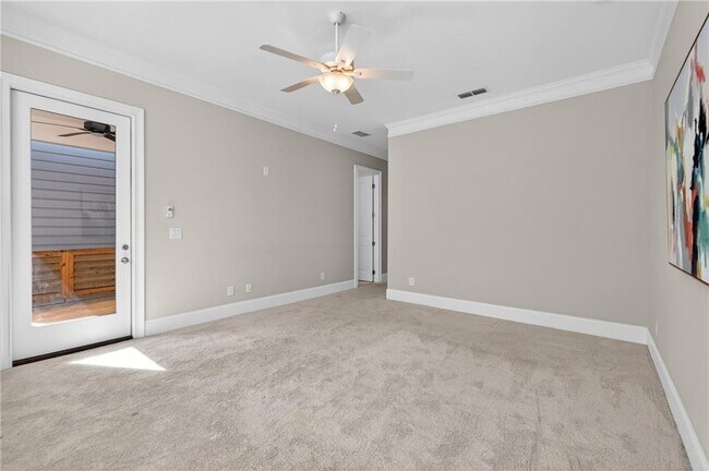 Building Photo - 687 Stickley Oak Way