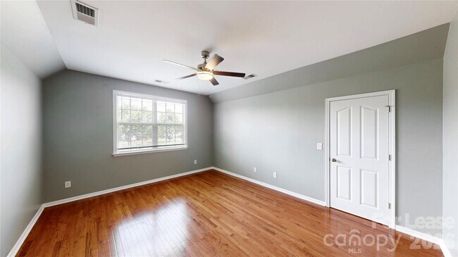 Building Photo - 1505 Aringill Ln