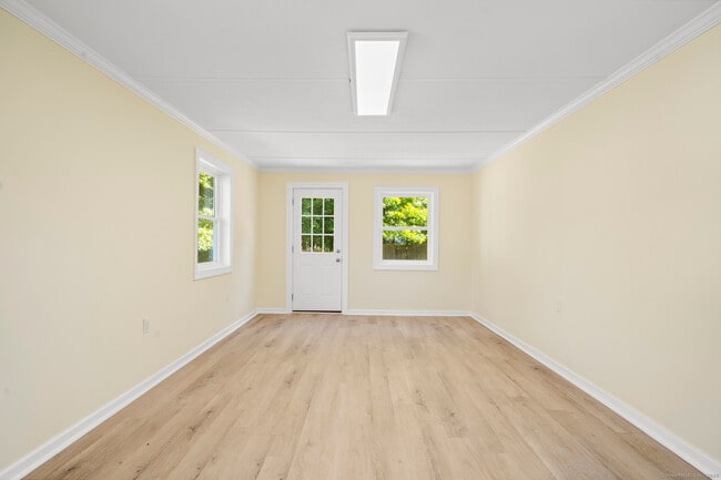 Building Photo - 20 Rosina Rd