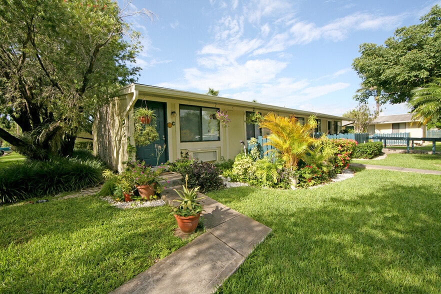 Mango Way Apartments 1700 NE 8th St Homestead FL 33033 Apartment Finder