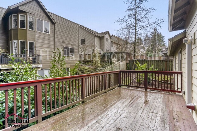 Building Photo - Serene 4-Bed Home with Huge Common Room & Deck!