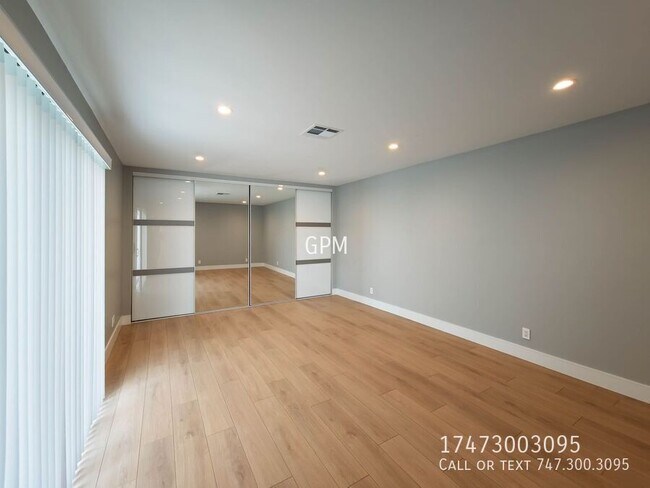 Building Photo - 6454 Gentry Ave