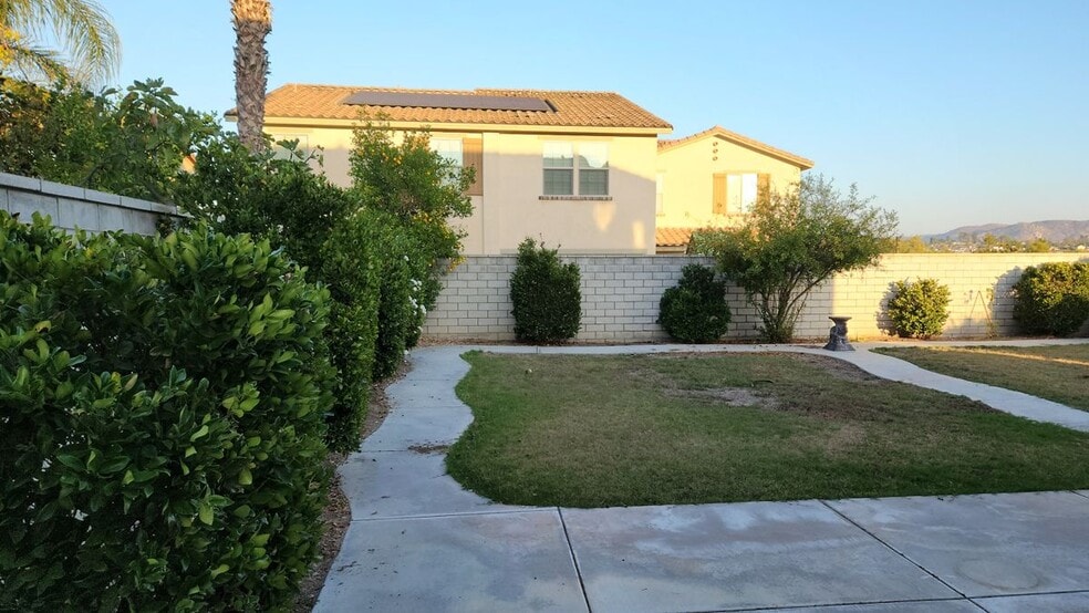 Building Photo - 7668 Villa Rosa Ct