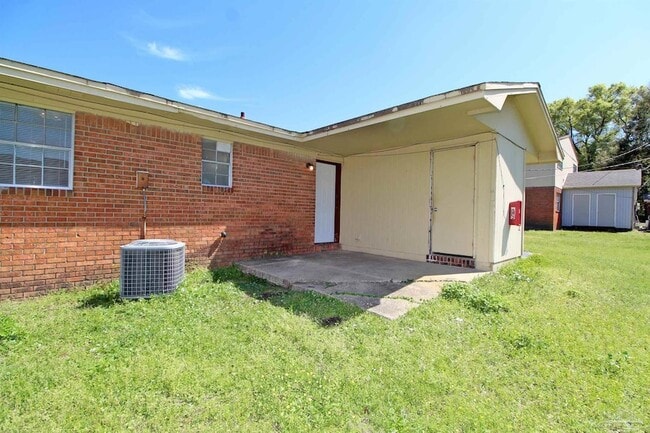 Building Photo - 10151 Guidy Ln