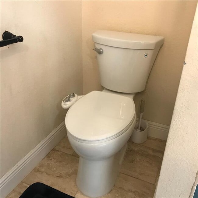 Building Photo - 1603 Sylvia Ln