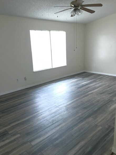 Building Photo - 1000 Pope St NW