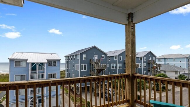 Building Photo - OCEAN VIEW CONDO NEAR THE BOARDWALK!