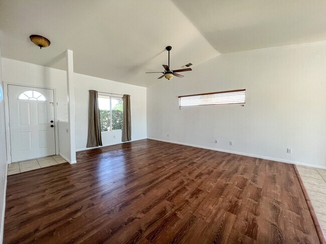 Building Photo - FANTASTIC HOME IN INDIAN COVE