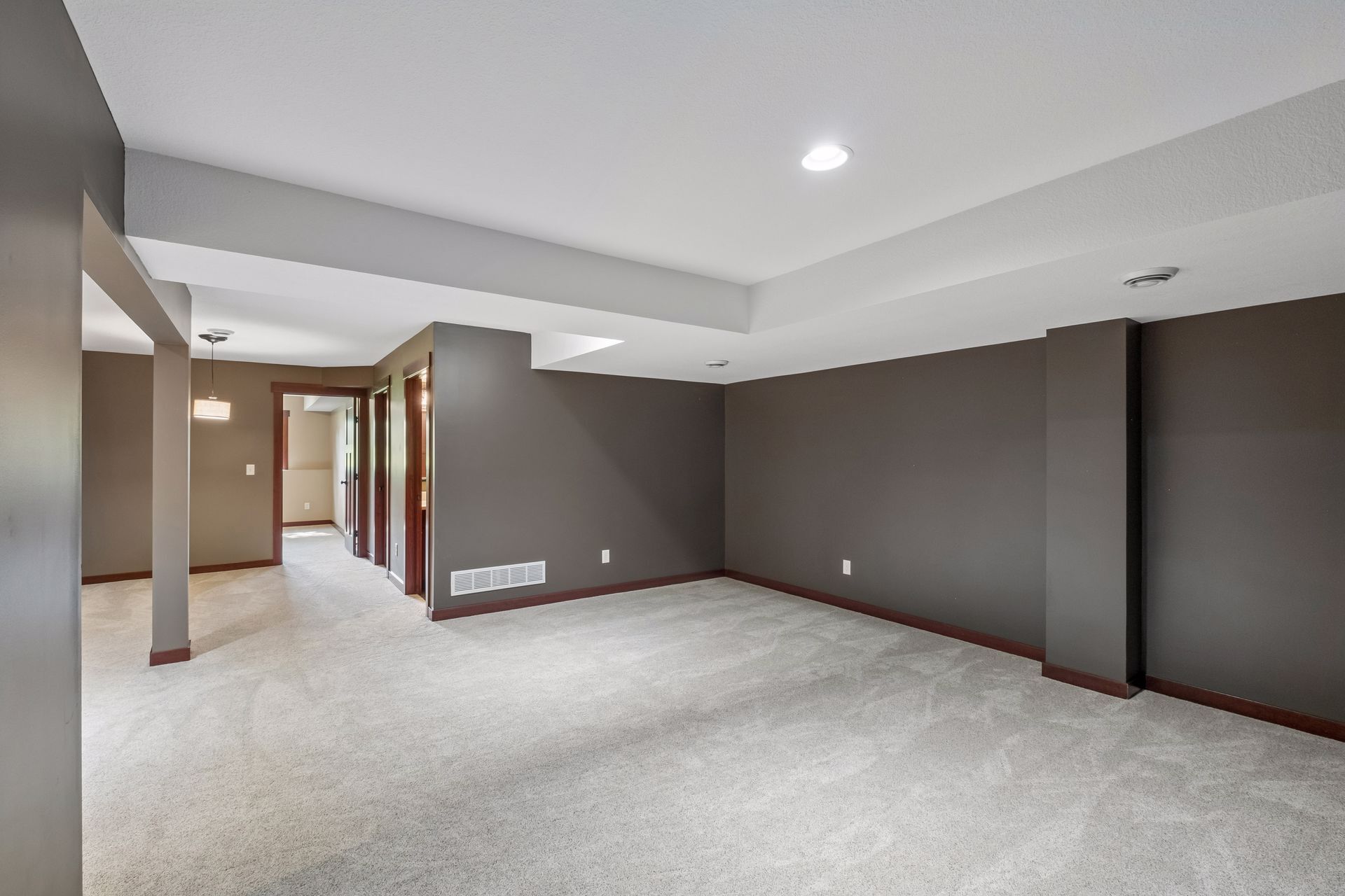 Building Photo - 14272 Grantaire Ln N