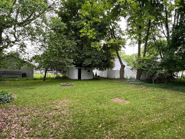 Building Photo - 6170 Mentor Park Blvd