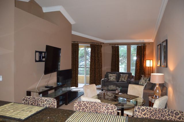 Building Photo - Meridian TOP FLOOR Luxury Condo with Strip/City View.