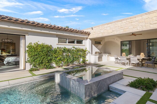 Building Photo - 75213 Hancock Pl