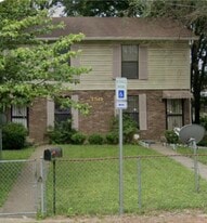 Building Photo - 1511 10th Ave N