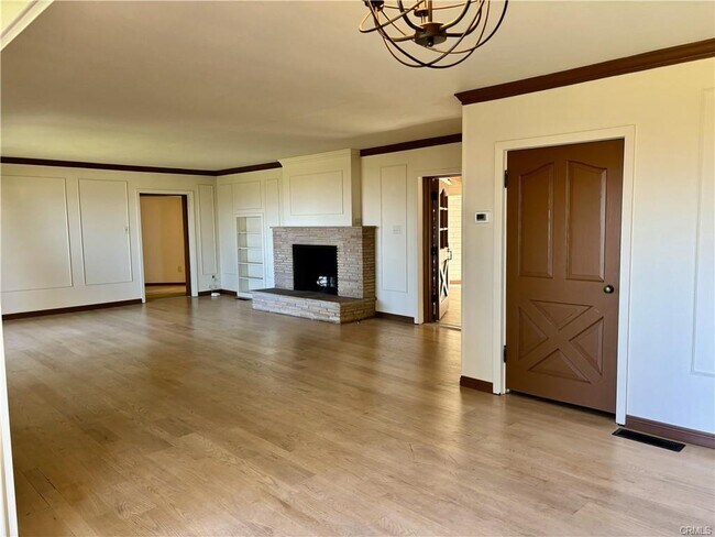 Building Photo - 888 Vía Del Monte