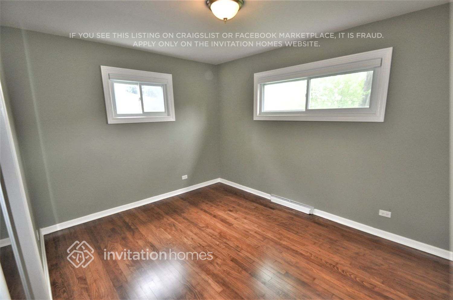 Building Photo - 368 N Biermann Ave