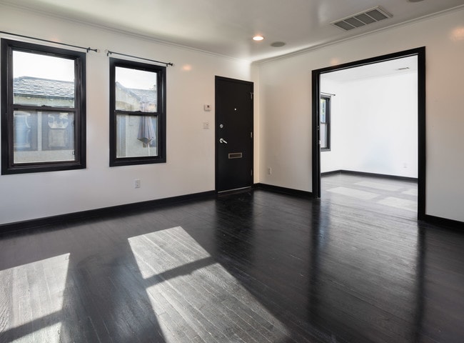 Open Plan - 1259 N Genesee Ave